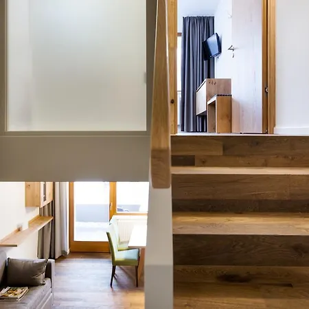 Valschena Apartment