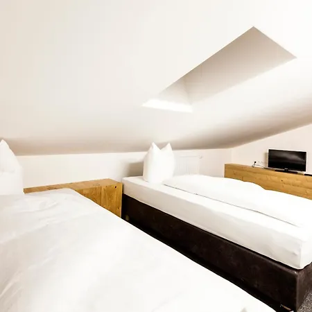 Valschena Apartment